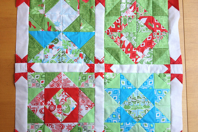 HST Christmas wall hanging quilt