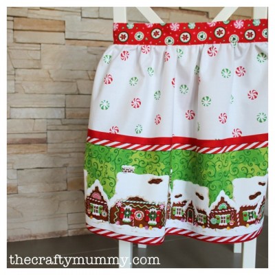 christmas-apron-1-400x400