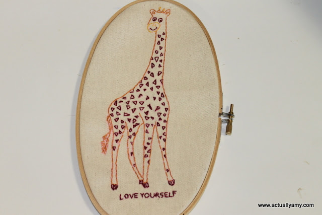 giraffe stitchery