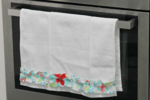 sew ruffled tea towel
