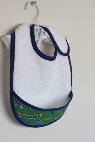 Baby Bib with Pocket (11)