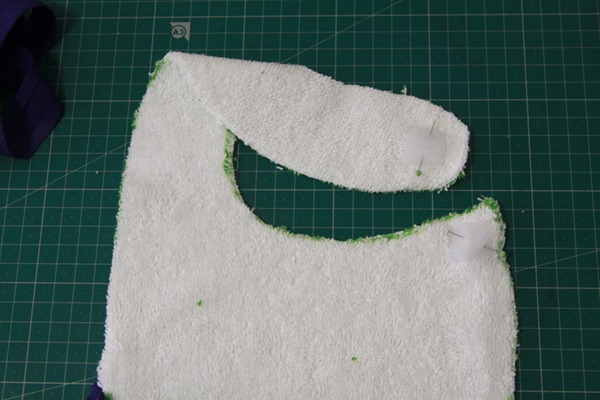 Baby Bib with Pocket (7)