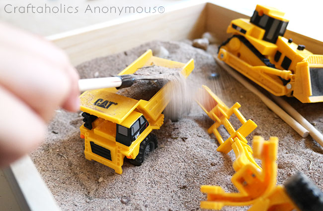 Handmade gift idea for kids: Travel Sandbox. Easy + cheap to make and kids love them!