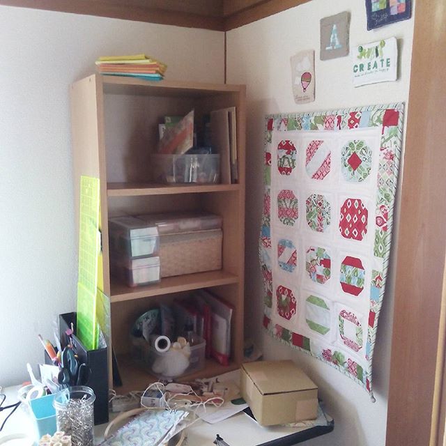 Decluttered sewing notions