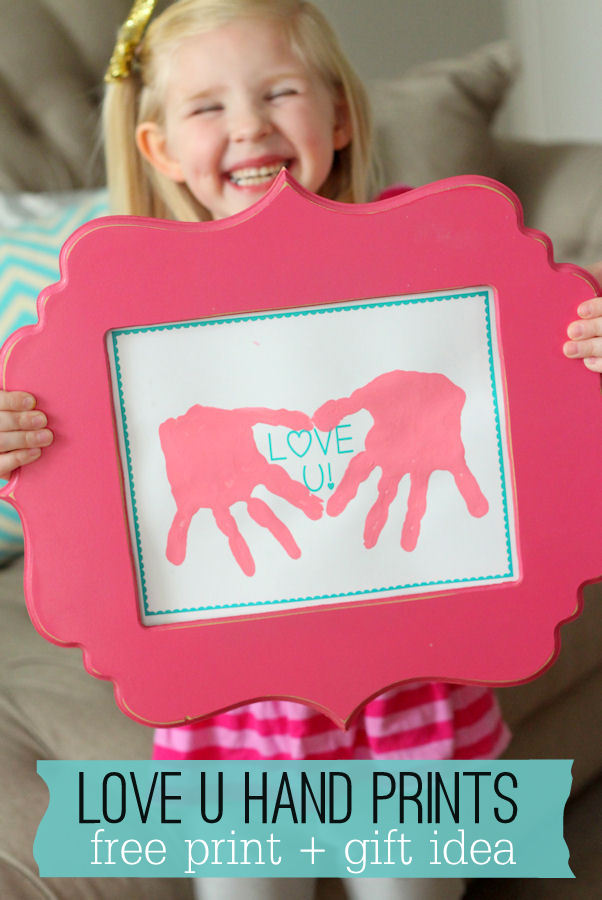 Cute-LOVE-U-Hand-Prints-printable-perfect-gift-for-Valentines-Day-lilluna.com-valentines